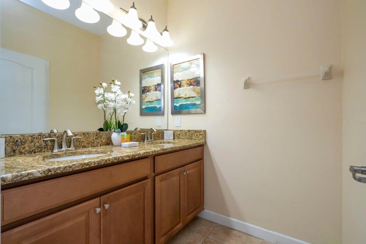 Five Bedrooms Townhome With Pool 4849 Kissimmee Bagian luar foto