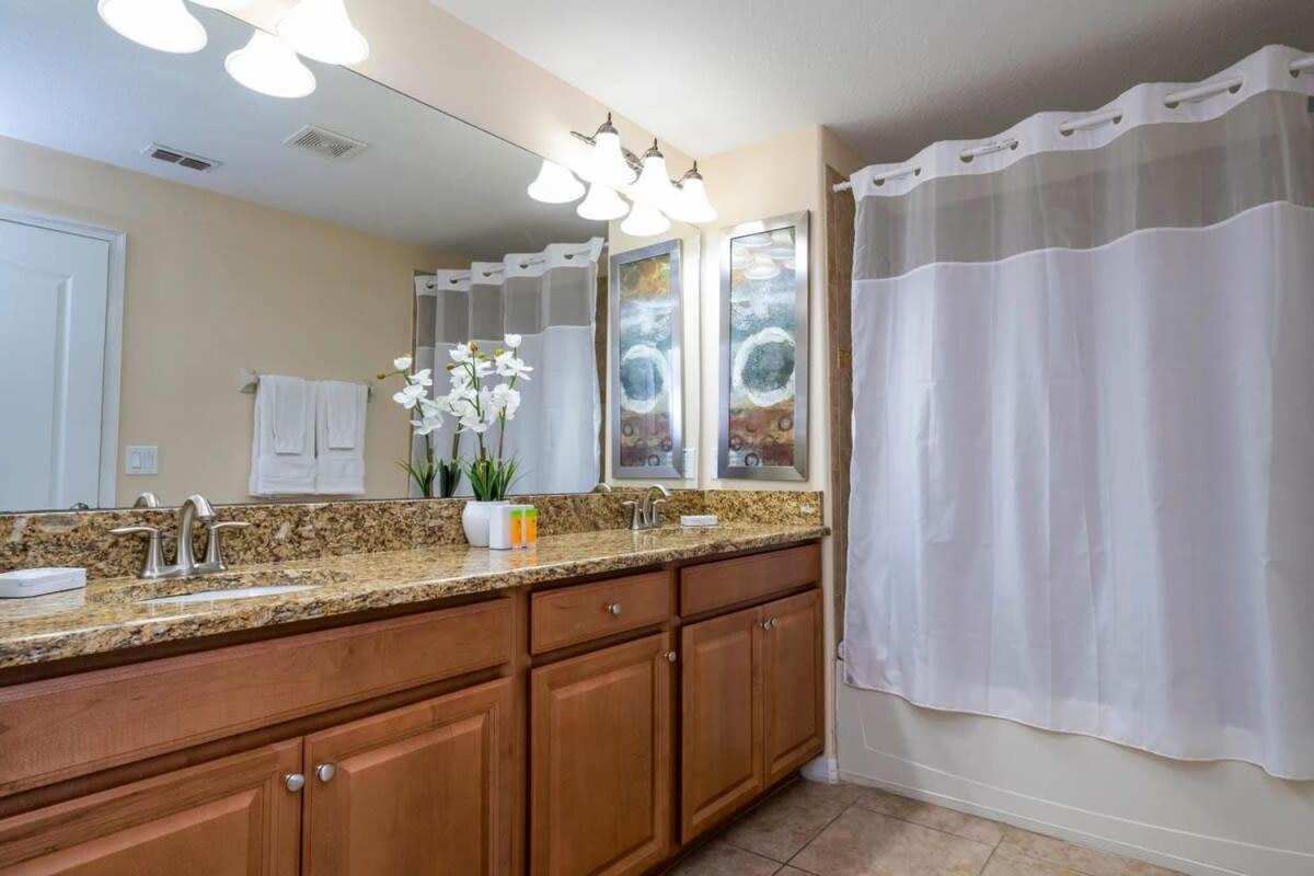 Five Bedrooms Townhome With Pool 4849 Kissimmee Bagian luar foto